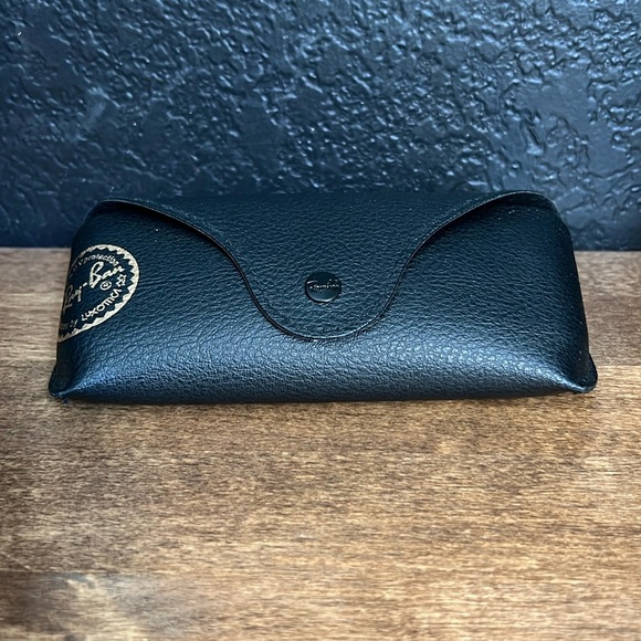 Ray-Ban Accessories - Ray-Ban Sunglasses Case